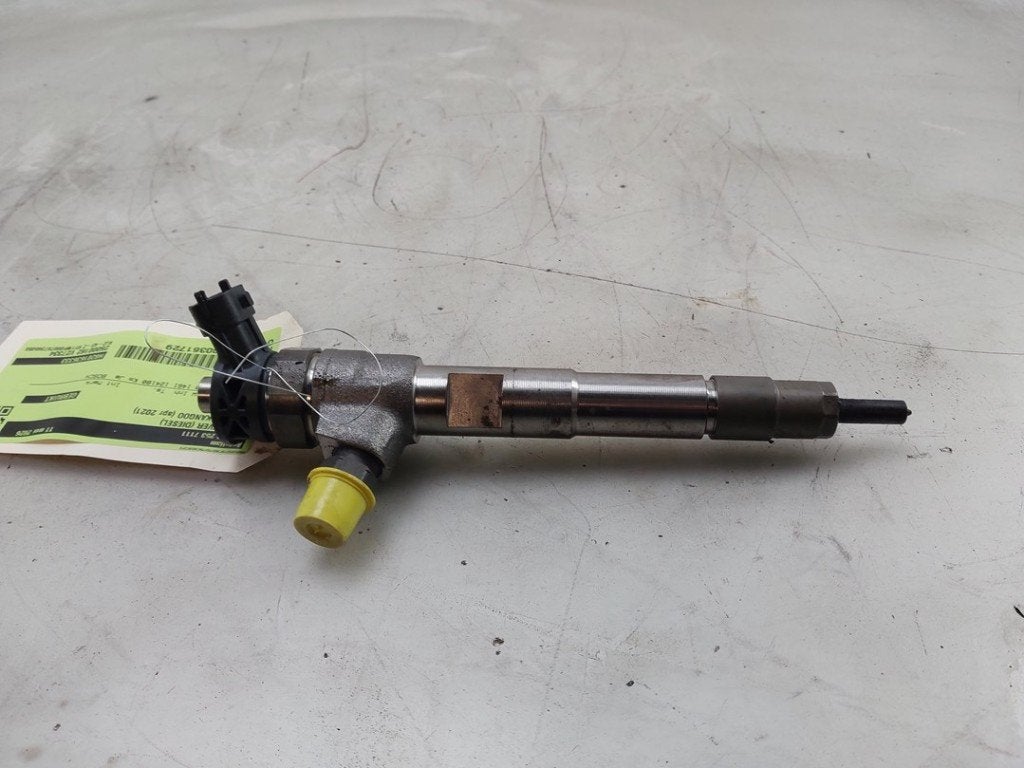 INJECTEUR FAP Renault Kangoo Express (RFK) (01-2020/-), Robert Bosch AG, Renault, Utilisé, Robert-Bosch-Allee 1
74232  Abstatt, DE
