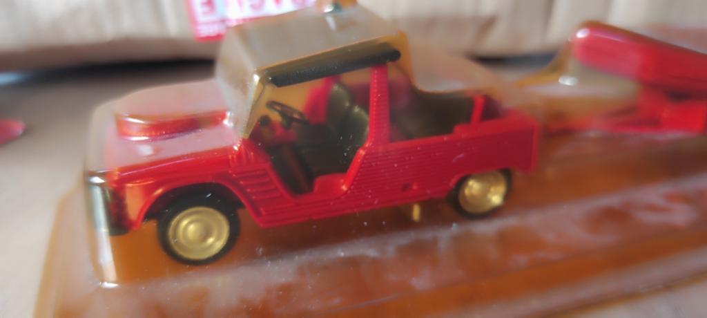 Citroën Méhari avec remorque à bateau 1:43 sous blister non, Enlèvement ou Envoi