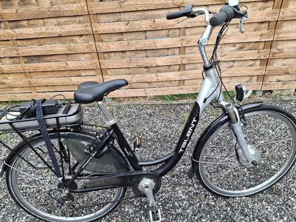 E bike talent perfect in orde superkoopje amper 3500 km, Vélos & Vélomoteurs, Vélos électriques, Autres marques, 47 à 51 cm, 50 km par batterie ou plus