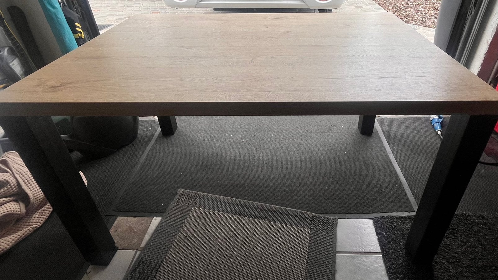 Houten tafel massief tafelblad, Ophalen, Zo goed als nieuw