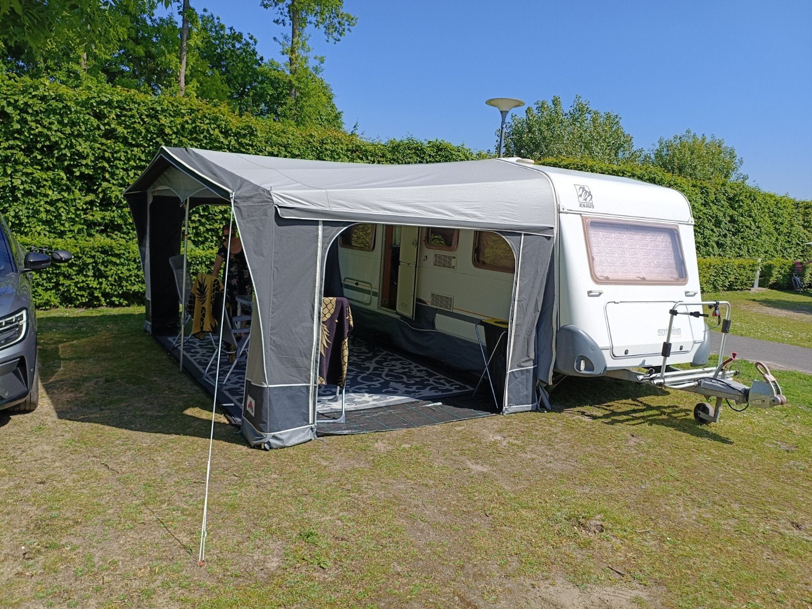 Knaus Südwind 450 FU, résistant à la chaleur et à l'humidité, Enlèvement, Utilisé, Isabella