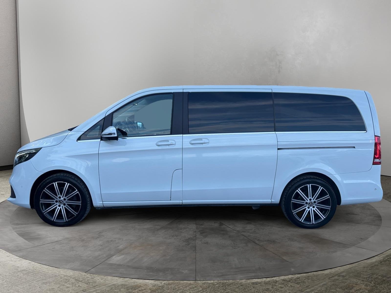 Mercedes-Benz V-klasse 300 d 4-MATIC L2 9G-TRONIC Avantgarde, Autos, 2220 kg, Beige, Entreprise, 5 portes
