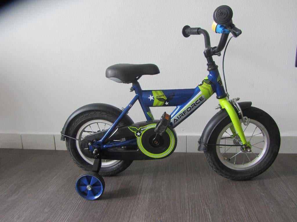 Mooie 12.5" met zijwieltjes jongen 3-5j, Ophalen, Zijwieltjes