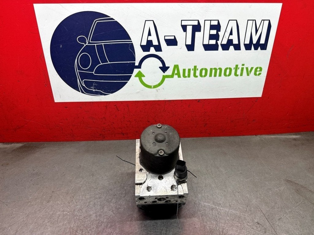 ABS POMP X5 (E53) (|0265950004|0265225009|6756176|6756178|), Robert Bosch AG, Gebruikt, BMW, Robert-Bosch-Allee 1
74232  Abstatt, DE