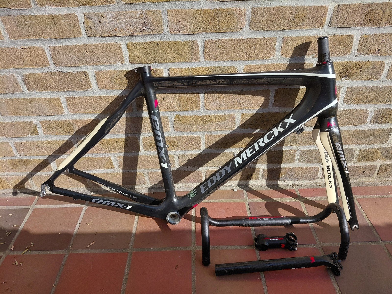 Cadre de vélo de route en carbone Eddy Merckx Emx-1 avec piè, Eddy Merckx, Comme neuf, Carbone, Enlèvement