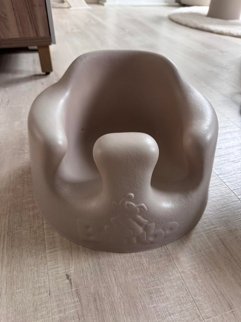 Bumbo zitstoel nieuwstaat, Kinderen en Baby's, Kinderstoelen, Ophalen, Zo goed als nieuw