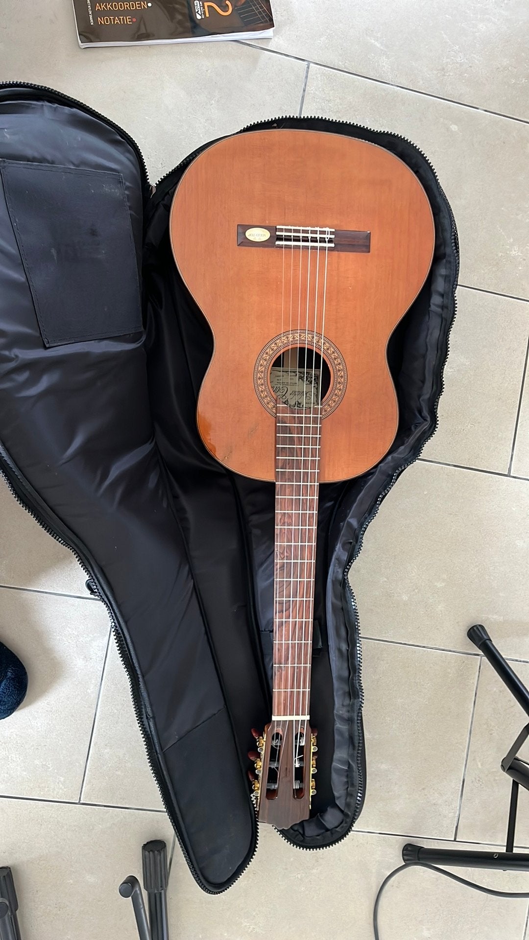 Gitaar & benodigdheden, Muziek en Instrumenten, Snaarinstrumenten | Gitaren | Akoestisch, Ophalen, Gebruikt