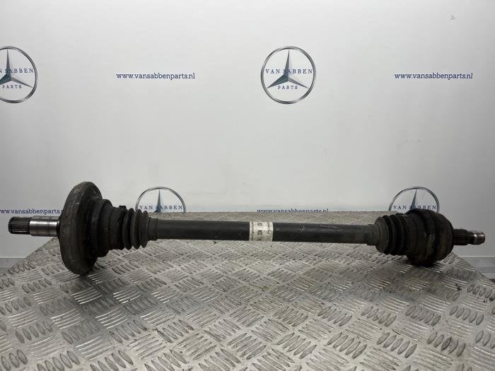 Arbre de transmission arrière gauche d'un Mercedes C-Klasse, Autos : Pièces & Accessoires, -, 3 mois de garantie, Utilisé, -
