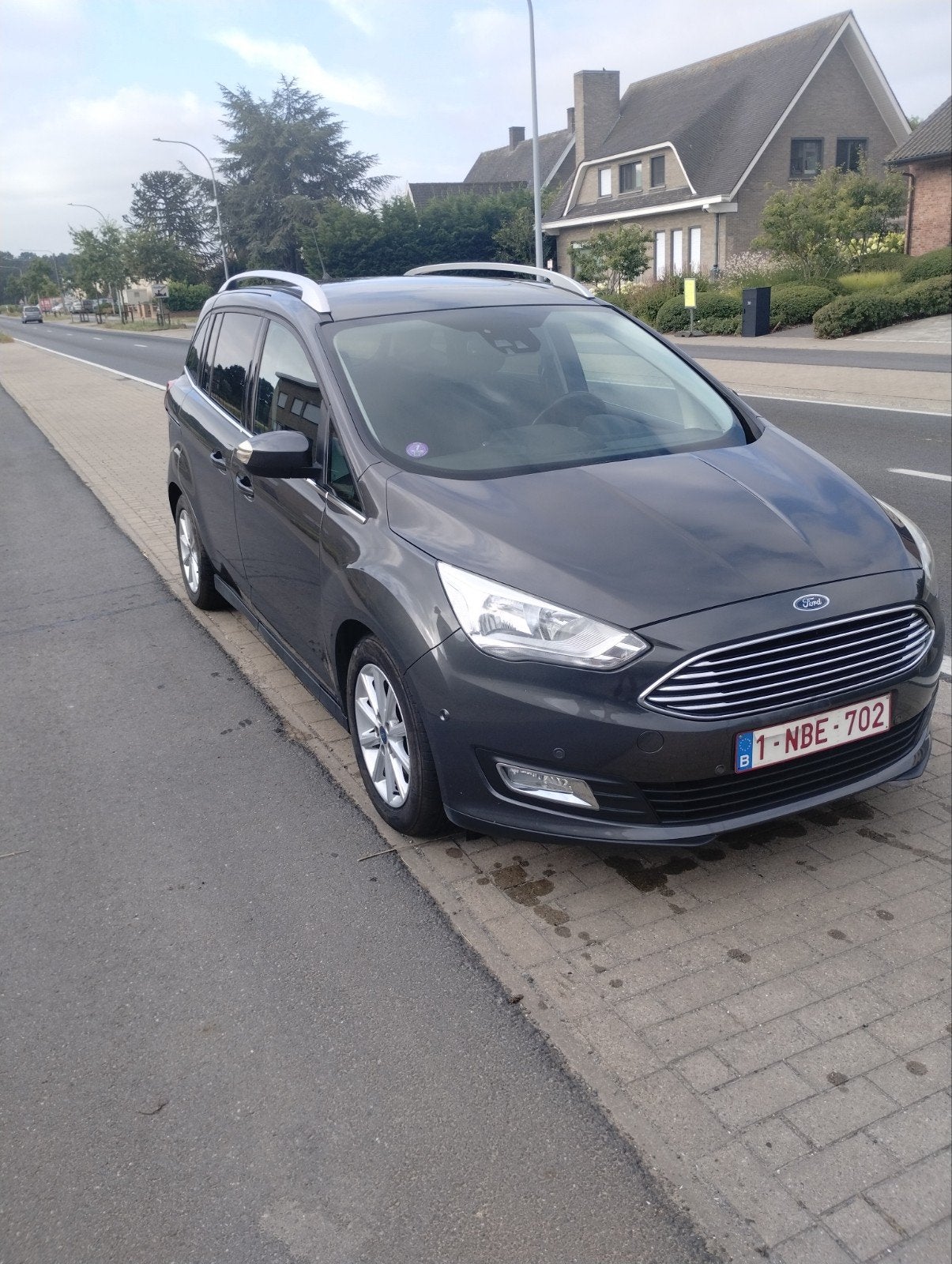 Grand c-max 7 zitplaatsen amper 125.000km euro 6!!, Auto's, Voorwielaandrijving, Navigatiesysteem, Euro 6, 7 zetels