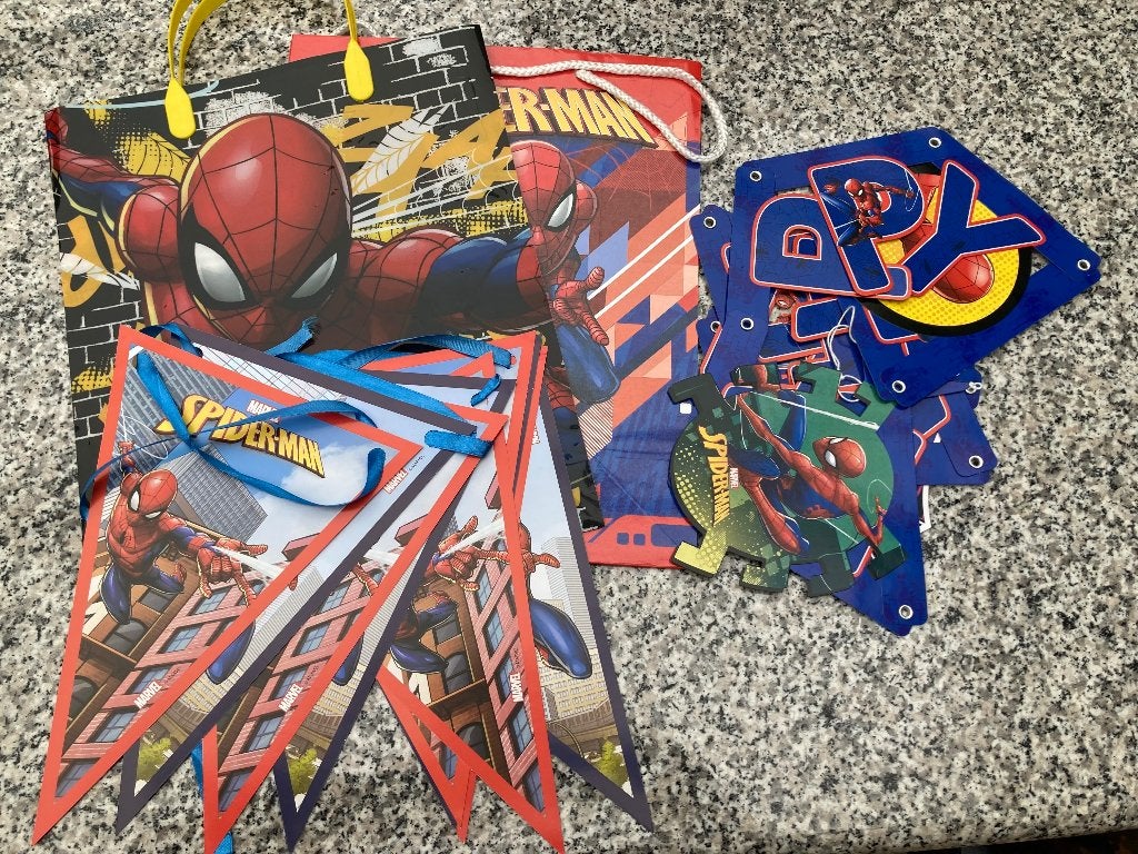 Verjaardagsset van Spiderman, Diversen, Vlaggen en Wimpels, Ophalen of Verzenden, Zo goed als nieuw
