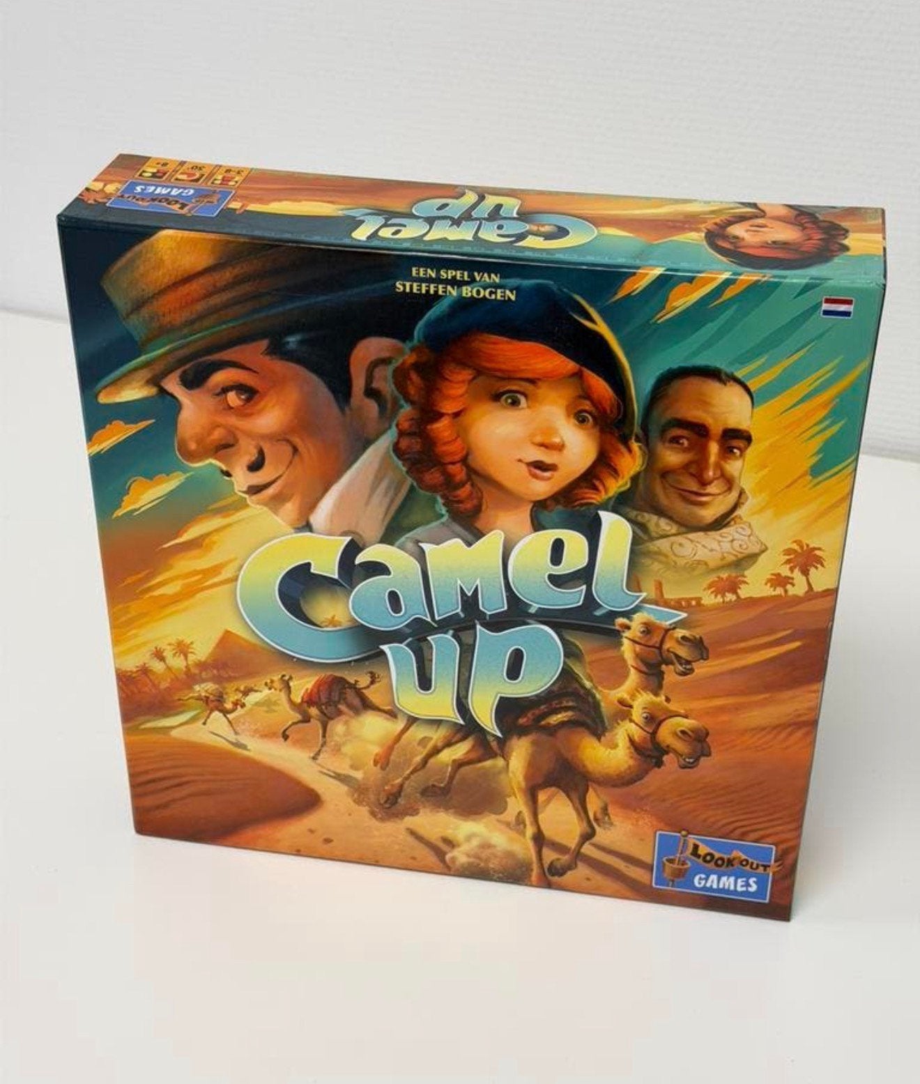 Camel Up Bordspel NEDERLANDS Als Nieuw - zonder dobbelstenen, Hobby en Vrije tijd, Ophalen of Verzenden, Zo goed als nieuw