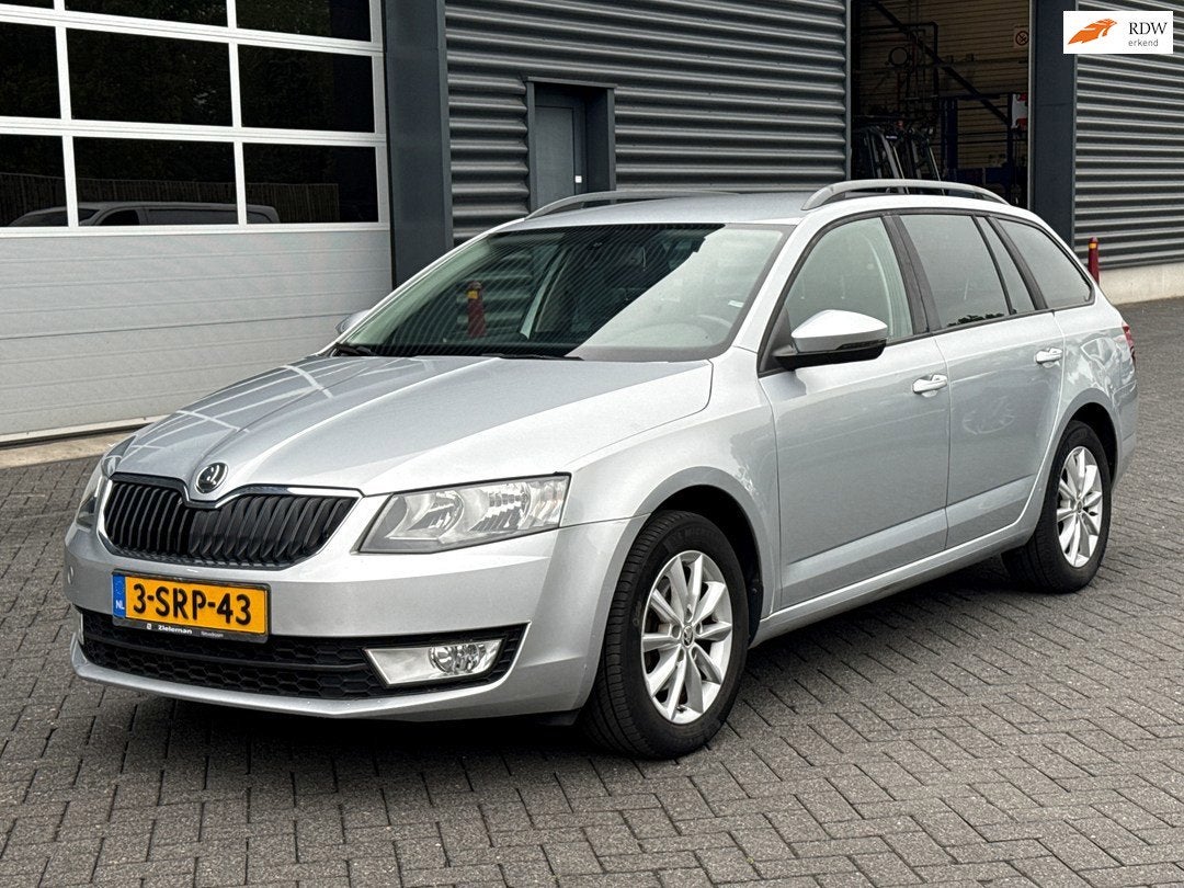 Skoda Octavia Combi 1.6 TDI Greentech Ambition Businessline,, Voorwielaandrijving, Euro 5, 105 pk, Gebruikt