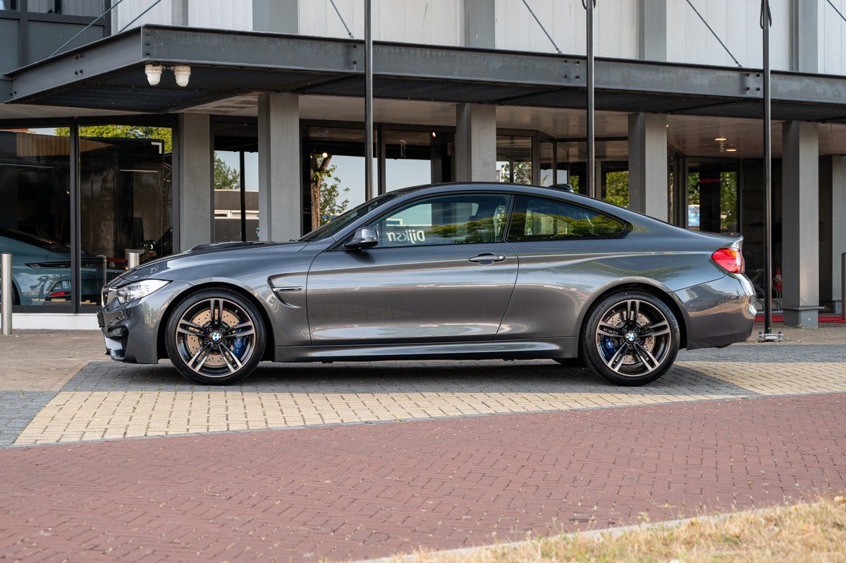 BMW F82 M4 Coupe, Autos, Cuir, Achat, Euro 6, Entreprise