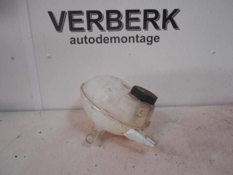 BOCAL LIQUIDE DE REFROIDISSEMENT Opel Astra K (13459964), Opel, Opel Automobile GmbH, Utilisé, Kontakt-opel@opel.com