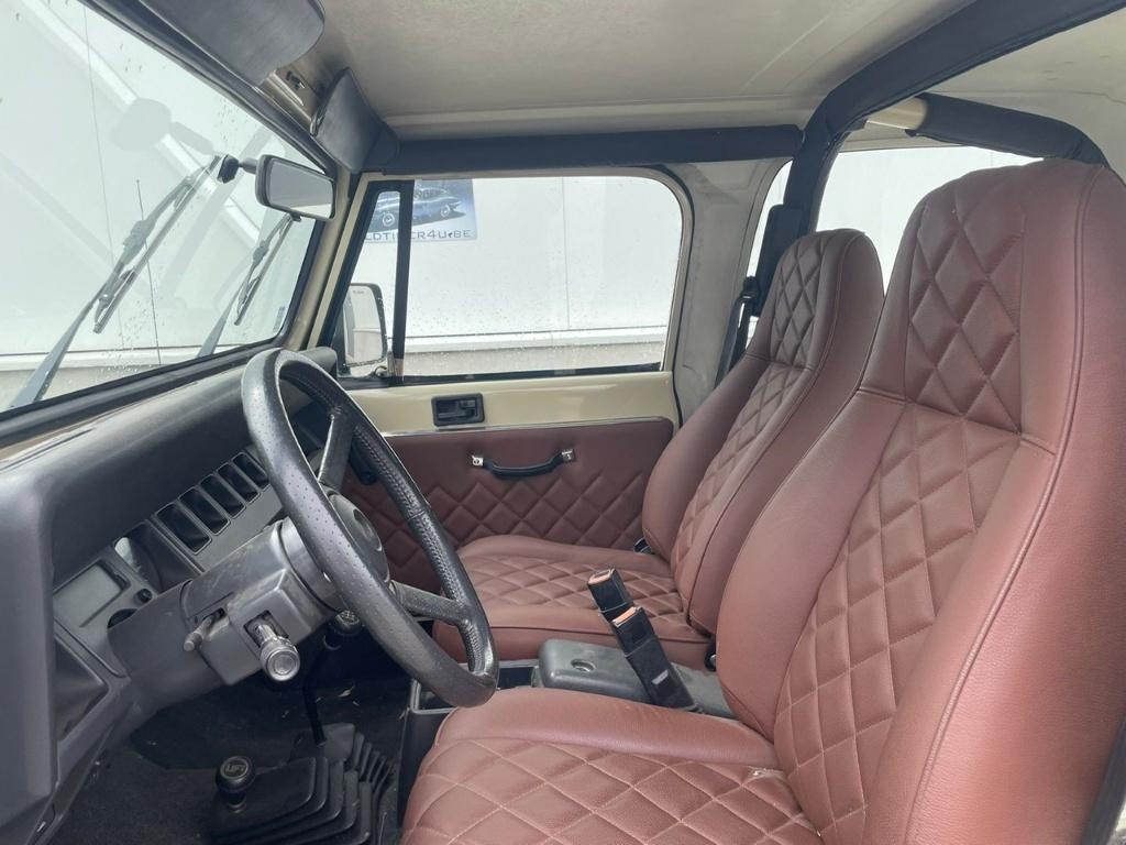 Jeep Wrangler, voiture ancienne, comme NEUVE, Achat, 2500 cm³, Entreprise, 2 places