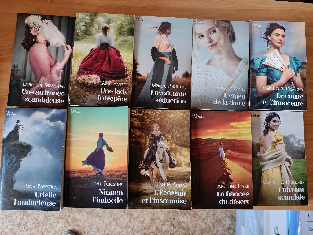10 livres Victoria édition Harlequin ! ! !10€ pour les 10 !, Enlèvement ou Envoi, Neuf