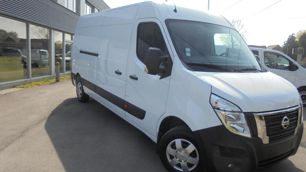 RENAULT MASTER L3H2 2.3 DCI - 150 pk - GPS - CRUISE - CAMERA, Voorwielaandrijving, Stof, Renault, Wit