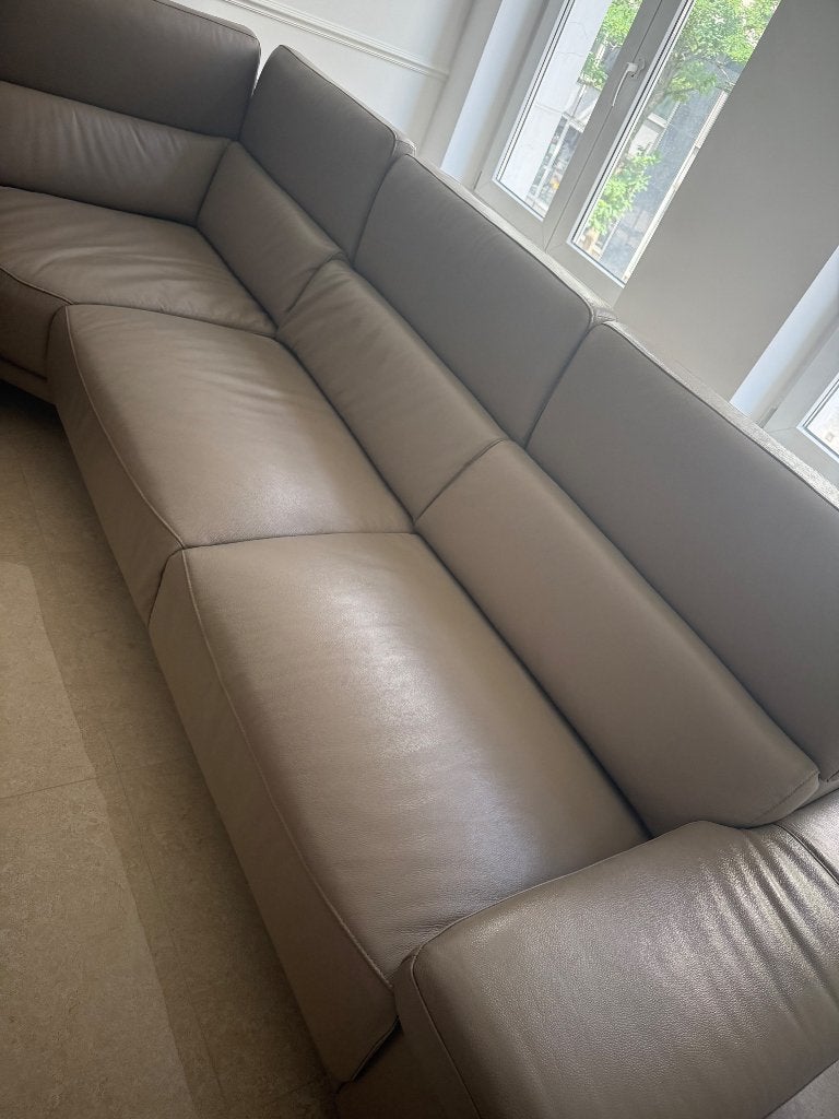 Beige leren fauteuil, Ophalen, Cuir, Zo goed als nieuw, Leer