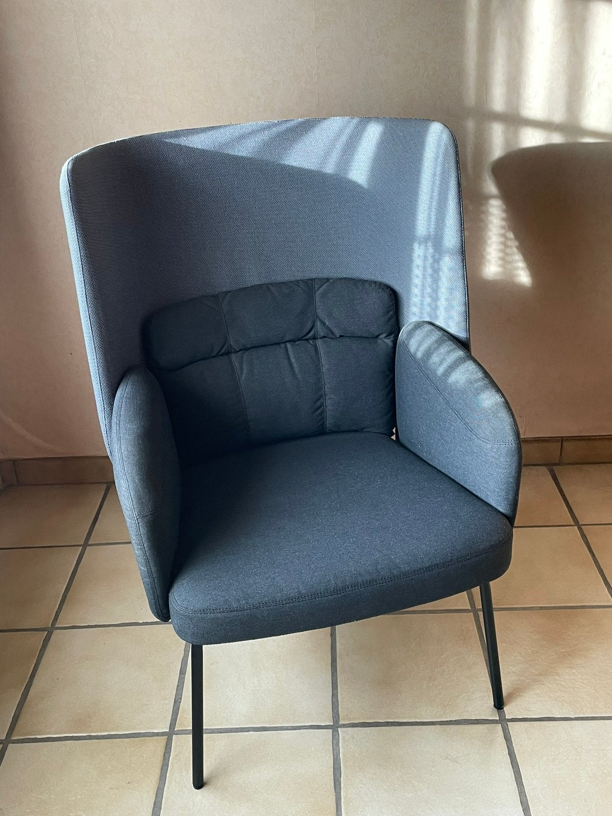 Comfortabele éénzit, Huis en Inrichting, Ophalen, Zo goed als nieuw, Stof, Modern