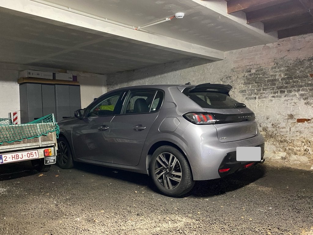 Tournai : à louer emplacement de parking, Tournai