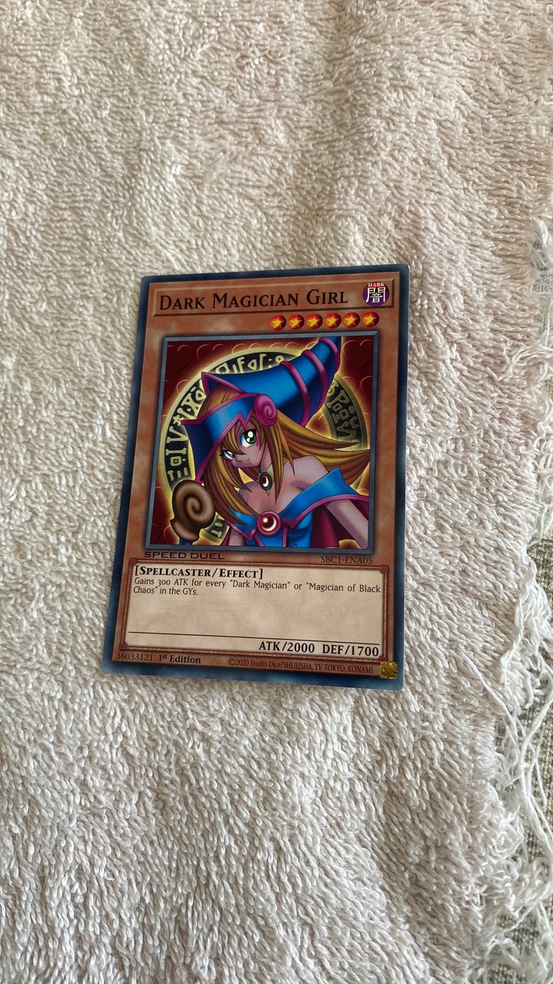 Dark Magician Girl speed duel, Hobby en Vrije tijd, Verzamelkaartspellen | Yu-gi-Oh!, Ophalen, Zo goed als nieuw, Losse kaart