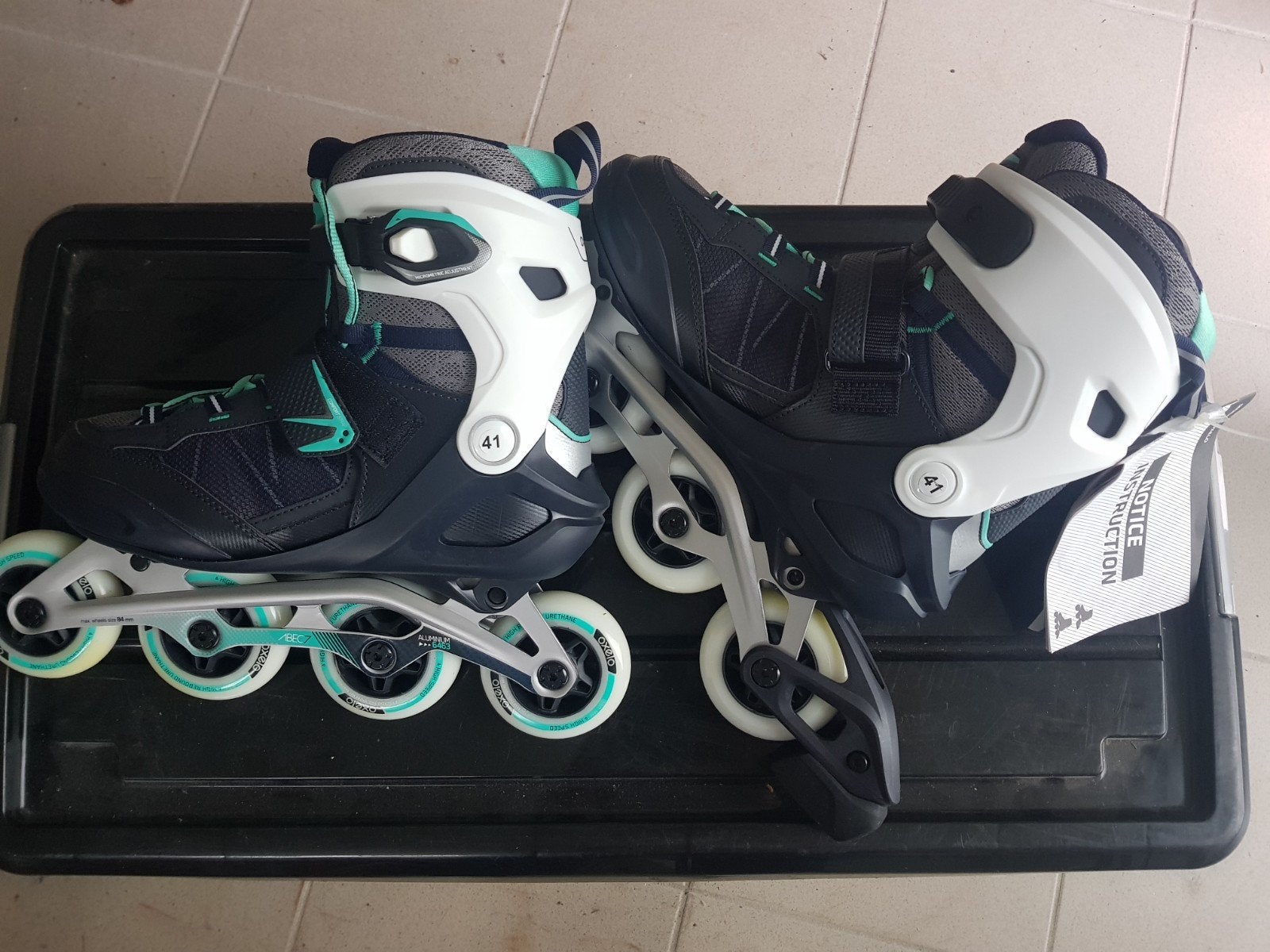 Inline skates, Sports & Fitness, Patins à roulettes alignées, Enlèvement, Neuf, Protection