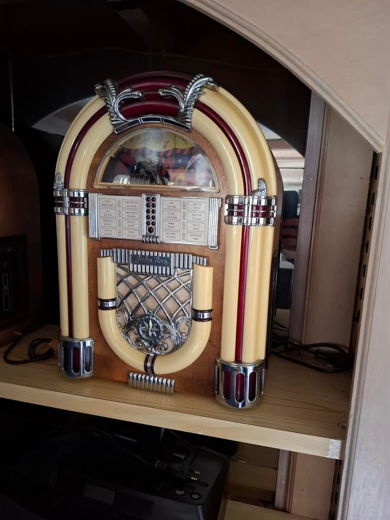 Jukebox klein met cassette, Ophalen