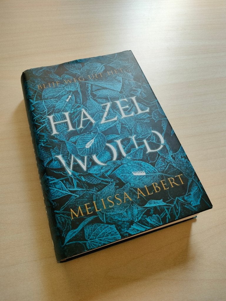 Hazelwoud, Enlèvement ou Envoi, Melissa Albert, Comme neuf, Amérique