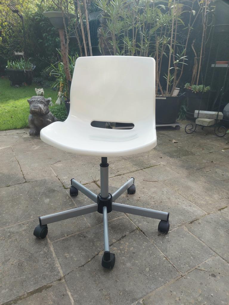 Ikea Snille bureaustoel, Huis en Inrichting, Ophalen, Gebruikt, Wit, Bureaustoel