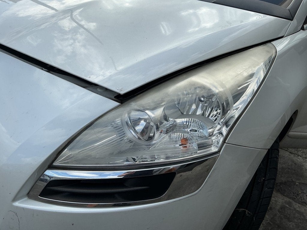 PHARE / OPTIQUE AVANT GAUCHE 5008 I (0A / 0E) (|6208N9|), Kontakt-peugeot@peugeot.com, Utilisé, Peugeot Deutschland GmbH, Bahnhofsplatz
65423  Rüsselsheim, DE