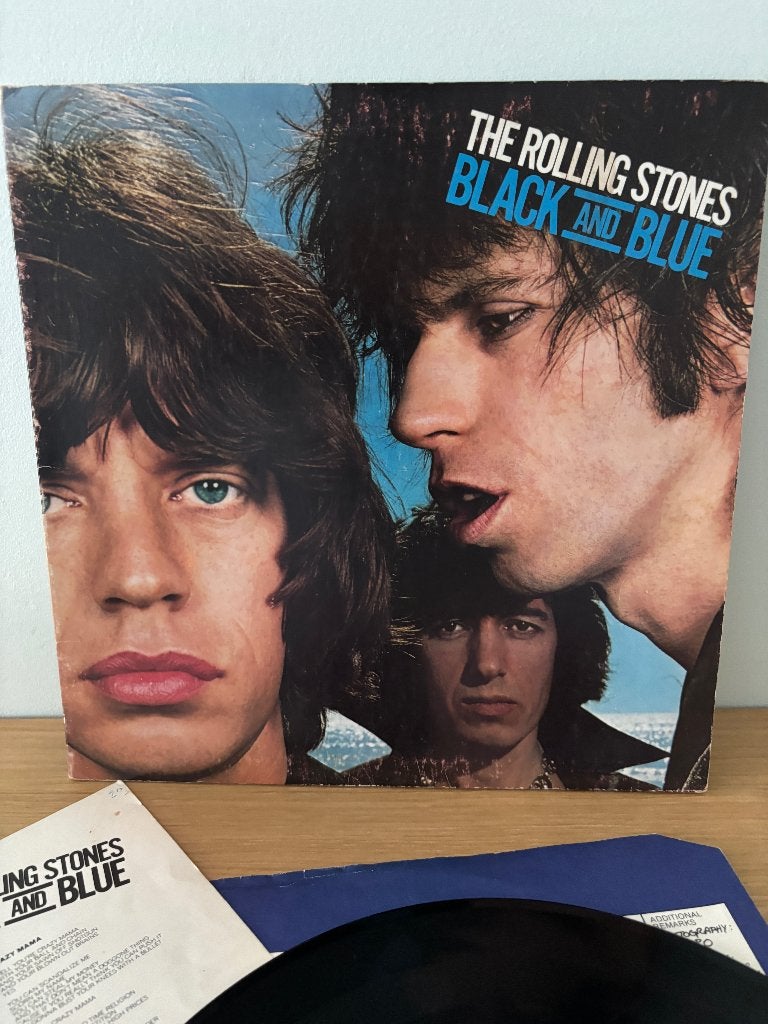 LP - The Rolling Stones - Noir et bleu, CD & DVD, Vinyles | Rock, Utilisé, Pochette gatefold, Avec pochette intérieure, Pop rock