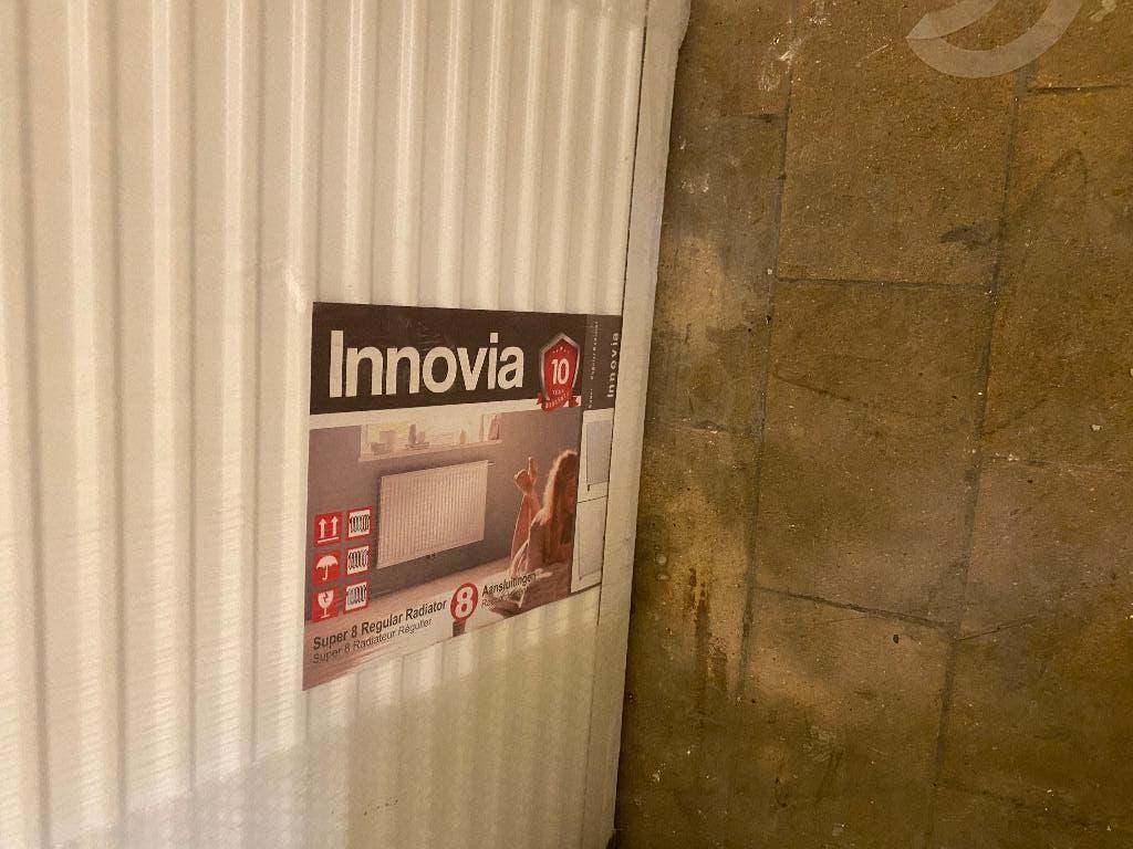 Radiator, Enlèvement, Neuf, 800 watts ou plus, Radiateur
