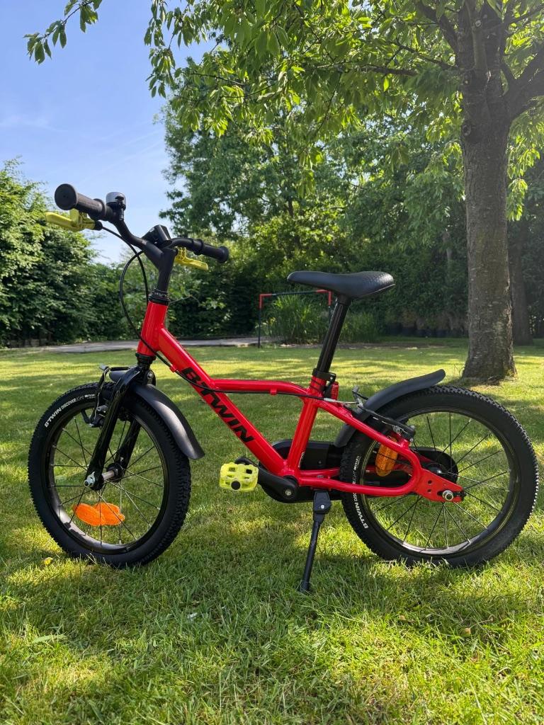 Kinderfiets Btwin 16 inch - heel goede staat, Fietsen en Brommers, Fietsen | Kinderfietsjes, Ophalen, 16 tot 20 inch, Velgrem