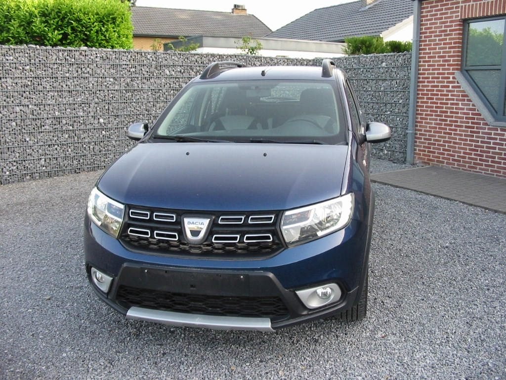 dacia sandero stepway benzine, Auto's, Voorwielaandrijving, Stof, Blauw, 115 g/km