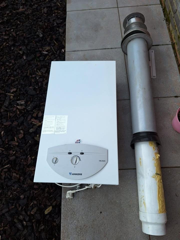 Waterverwarmer doorstromer op aardgas, Ophalen, Gebruikt, Aardgas