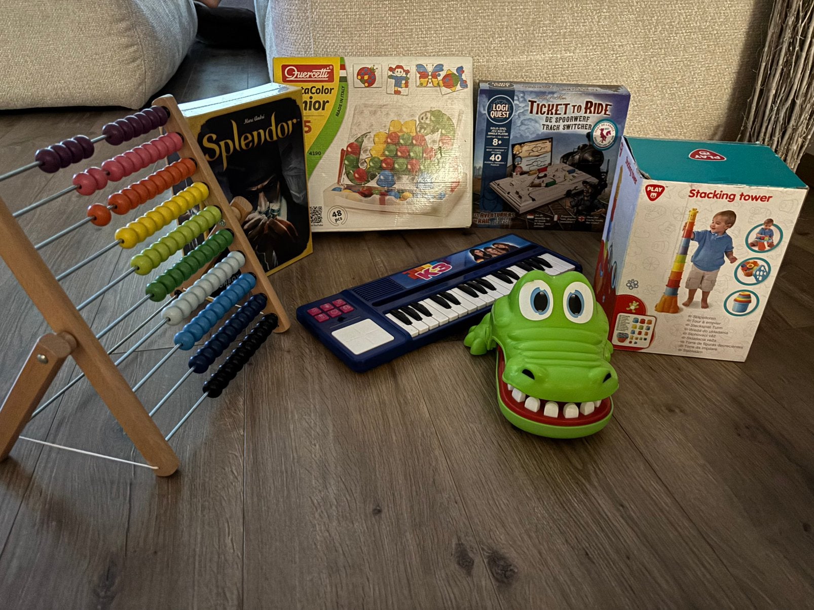 Verschillende spelletjes, Hobby en Vrije tijd, Drie of vier spelers, Ophalen, Nieuw