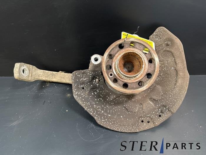 Fusee links-voor van een Mercedes C-Klasse, Gebruikt, -, Ophalen of Verzenden, -