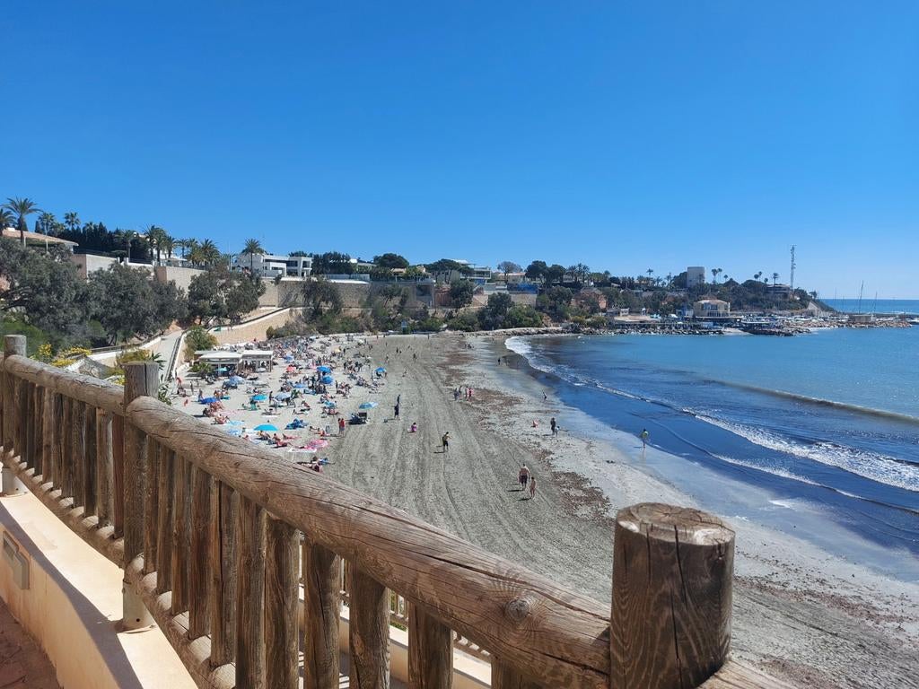 Penthouse op 300 m wandelafstand van de zee in Cabo Roig