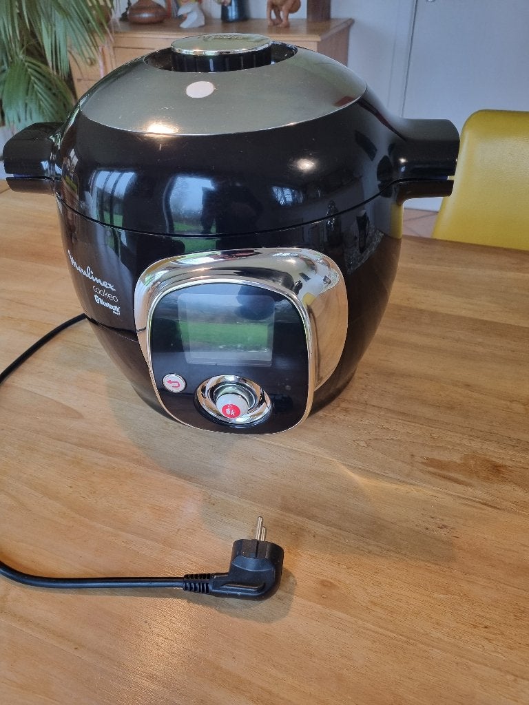 Cookeo Moulinex Bluetooth Smart, Elektronische apparatuur, Ophalen, Zo goed als nieuw