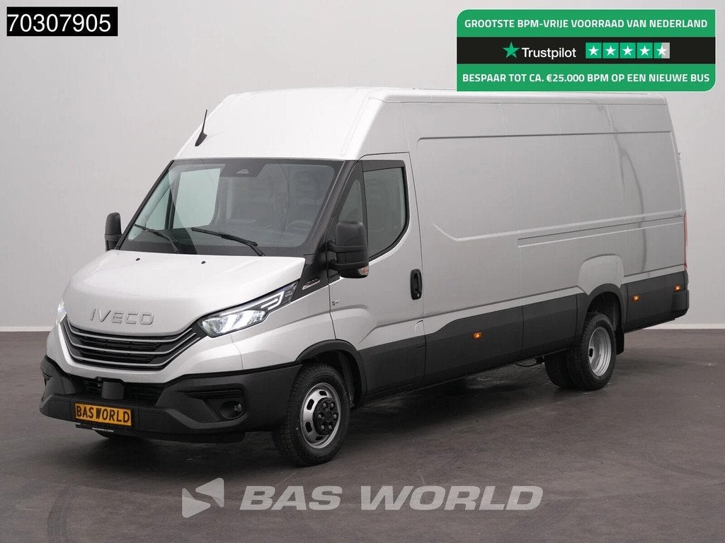 Iveco Daily 35C21 3.0L Automaat L4H2 210PK Dubbellucht ACC L, Autos, Camionnettes & Utilitaires, Neuf, Argent ou Gris, Achat, Euro 6