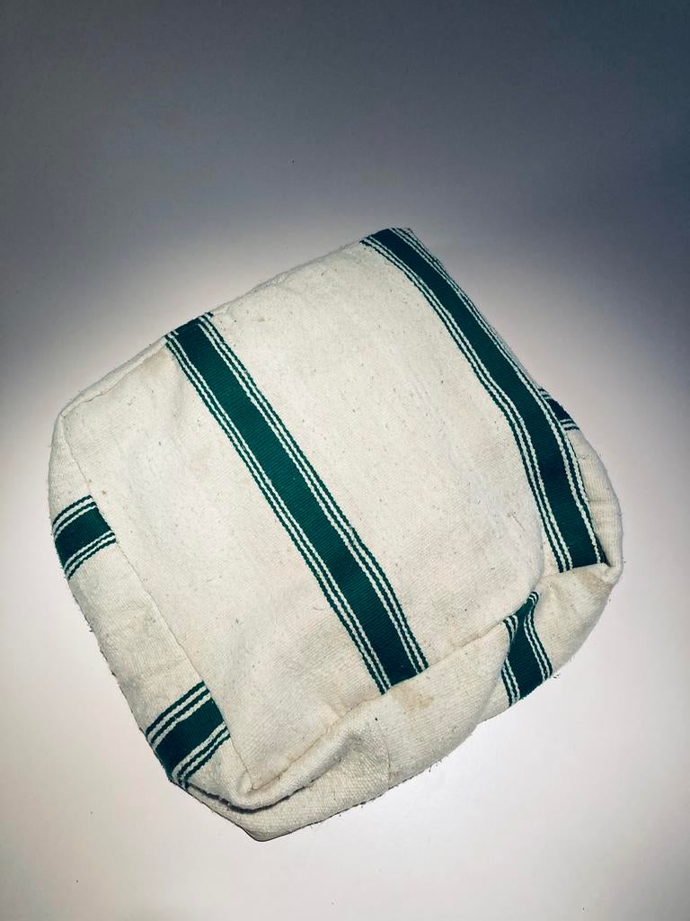 Berber pouf, Ophalen, Zo goed als nieuw