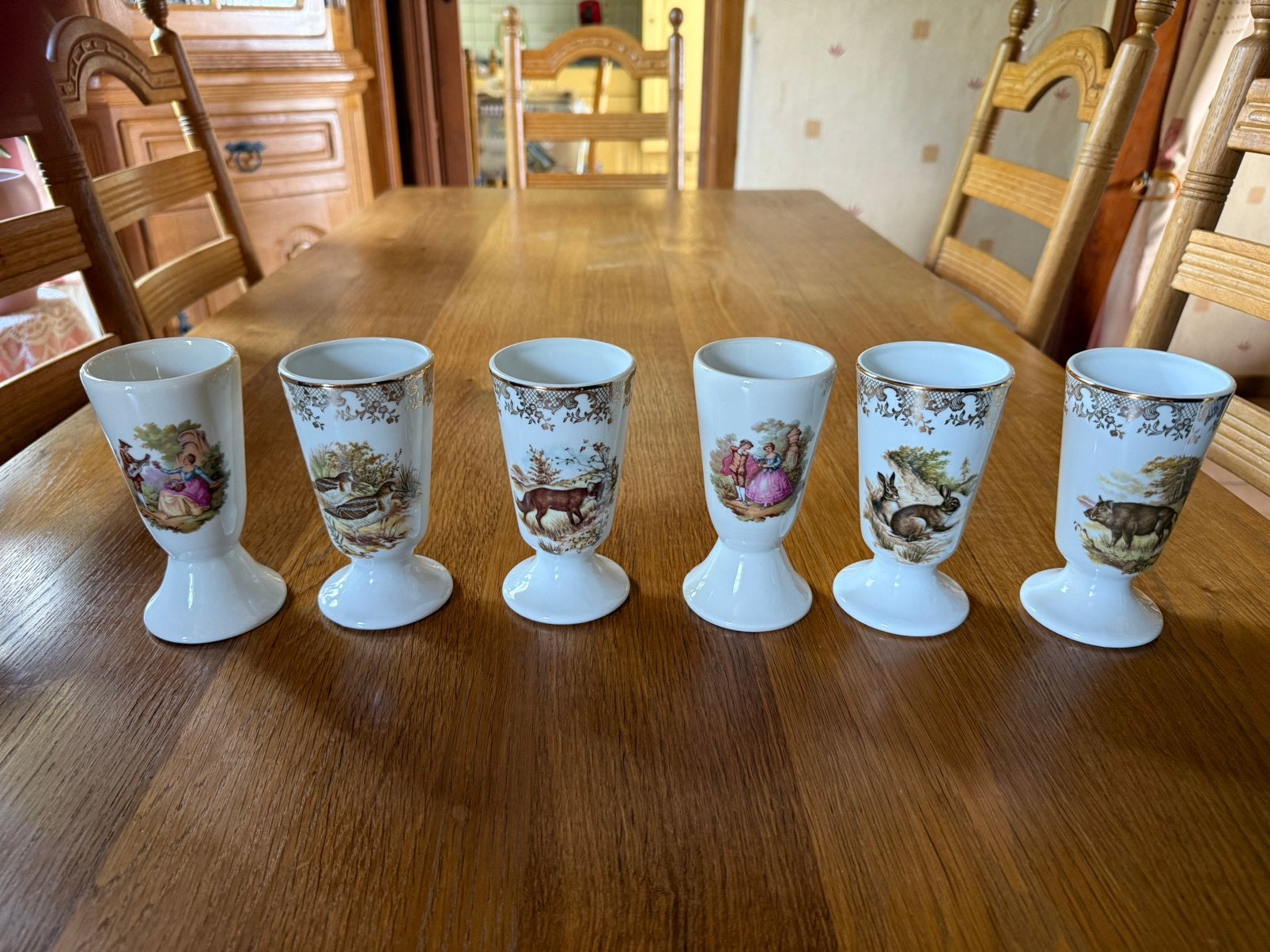 Porseleinen tasjes LIMOGES, Ophalen
