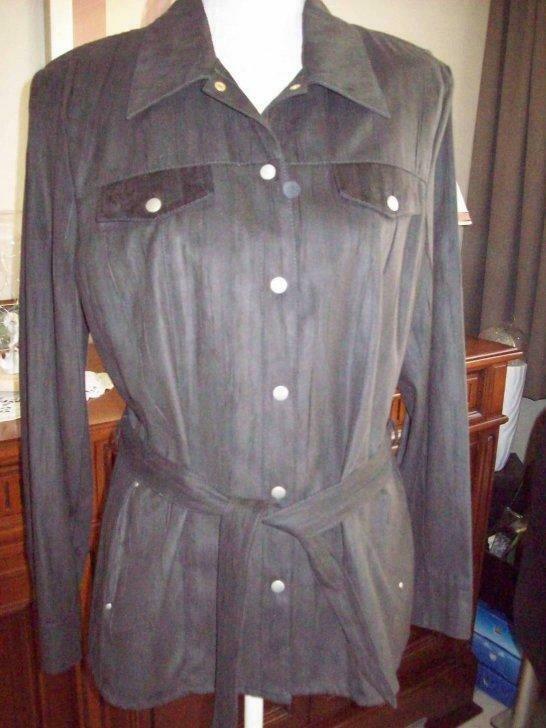 bruine vest of hemdsblouse  of vest   m 38  NIEUW, Vêtements | Femmes, Vestes & Costumes, Neuf, Taille 38/40 (M), Brun, Enlèvement ou Envoi