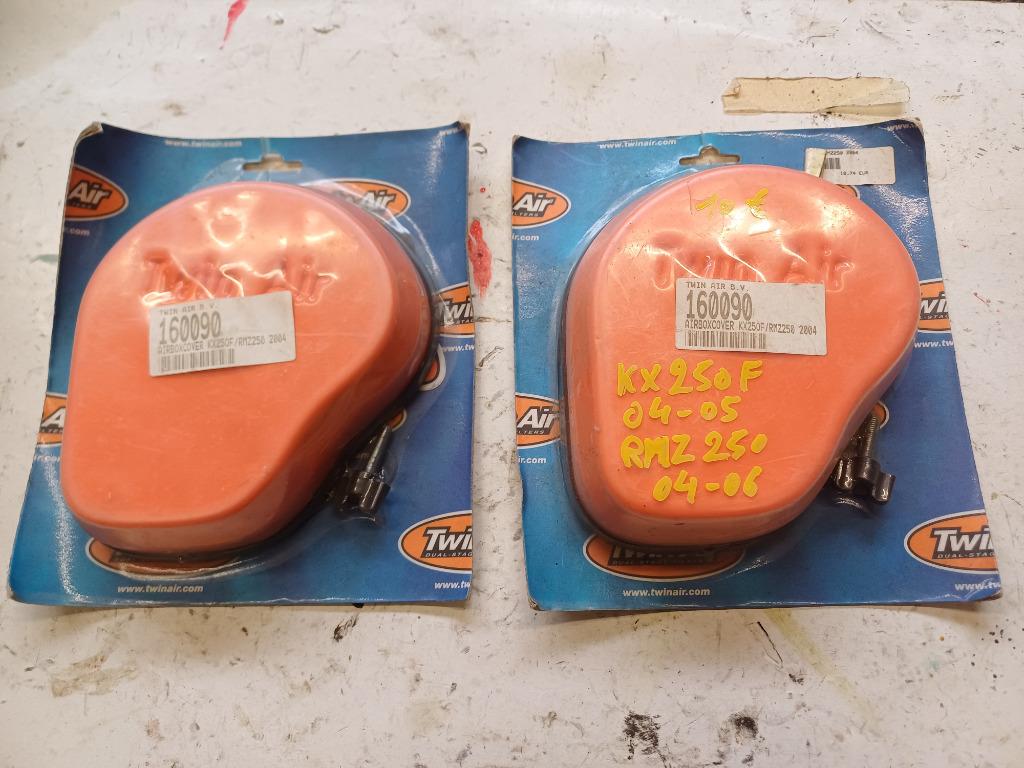 suzuki rmz 250 en kawasaki kxf 250 airbox cover, Motoren, Ophalen of Verzenden, Nieuw