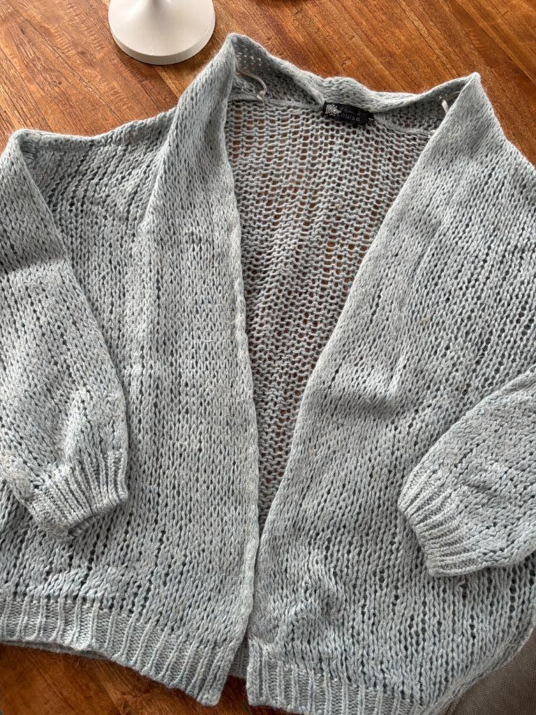 Gilet L'histoire de Louise taille L, Taille 42/44 (L), Enlèvement ou Envoi, Comme neuf, L'histoire de Louise