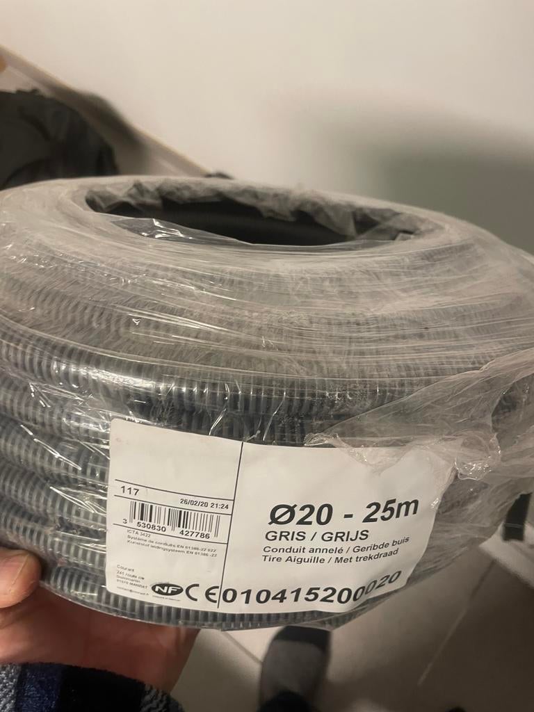 Partij elektriciteitskabels 3G1,5 en 3G2,5 - Nieuwwde. 400€, Doe-het-zelf en Bouw, Ophalen, Zo goed als nieuw