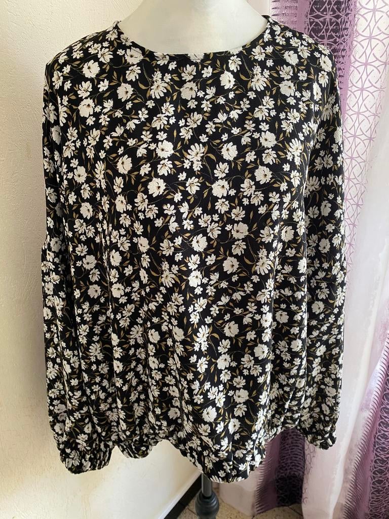 Primark blouse met bloemenprint - Maat EUR 48/IT 52, Kleding | Dames, Grote Maten, Ophalen of Verzenden
