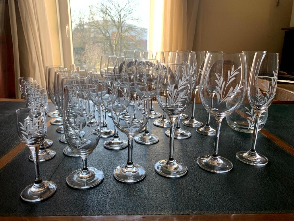 Verres en cristal - Ensemble Neuf complet 37 pièces, Enlèvement, Neuf, Autres types