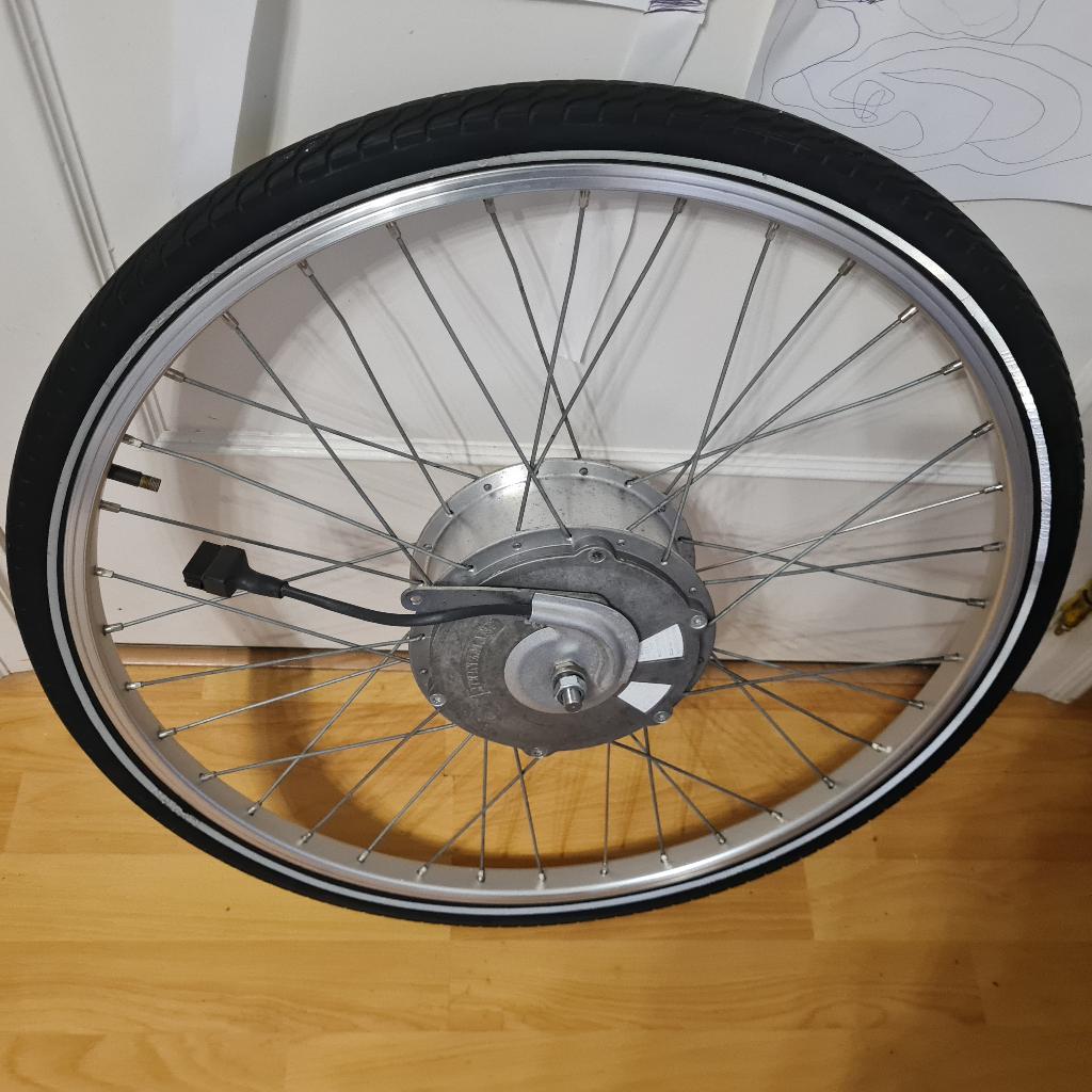 Voorwiel met motor vanram fiets, Fietsen en Brommers, Fietsonderdelen, Ophalen of Verzenden, Gebruikt, Wiel