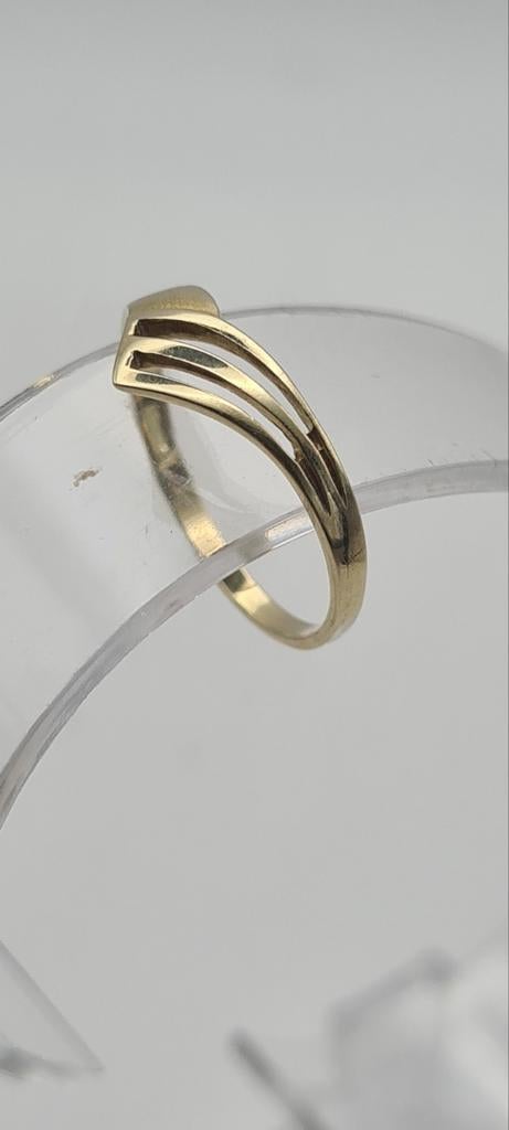 14k 585 gouden ring, Handtassen en Accessoires, Ringen, Gebruikt, Verzenden, Kleiner dan 17, Dame